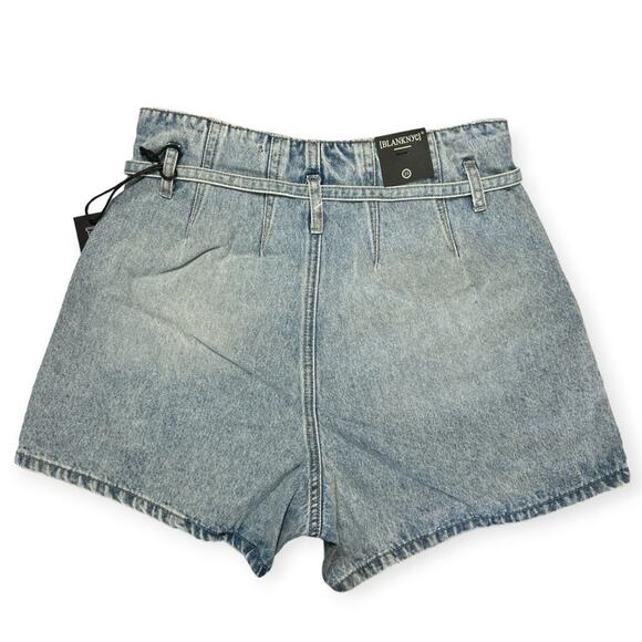 NWT BLANK NYC Pay Back A Line Jean Shorts SIZE 25 Pleated Blue Denim NEW - Picture 3 of 10